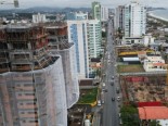 Avenida que corta cidades do Litoral Norte de SC vira termmetro para mercado imobilirio da regio